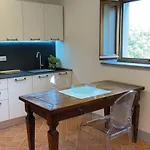 La Casa - Cosy For 2 With Shared Swimming Pool And View *